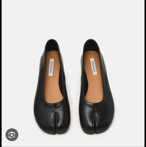 Steve Madden Calico Spit Toe Tabi Ballet Flats, Black Leather, US 7